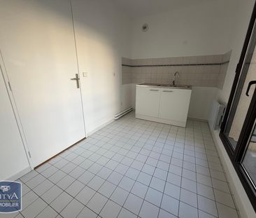 Location Appartement 4 pièces 77m² LEVALLOIS PERRET 92300 - Photo 1