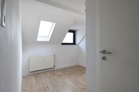 Gemütliche Zwei-Zimmer-Dachgeschoss-Wohnung in Ohligs. - Photo 5