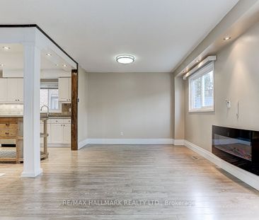 Detached Home For Lease | N8125806 - Photo 1