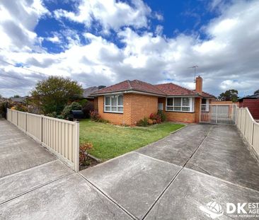 56 Hertford Rd, Sunshine, Vic 3020 - Photo 2