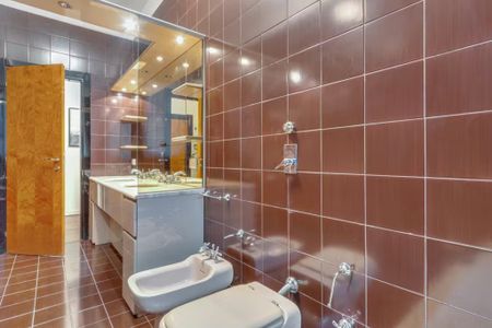 Via Giotto, Milan, Lombardy 20145 - Photo 3