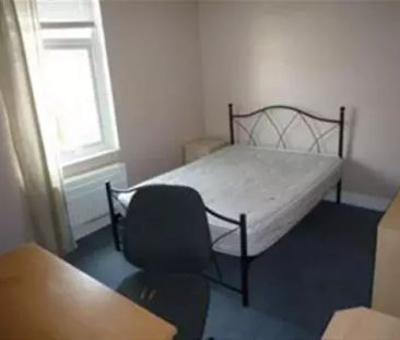 15, Earle Street - Photo 6