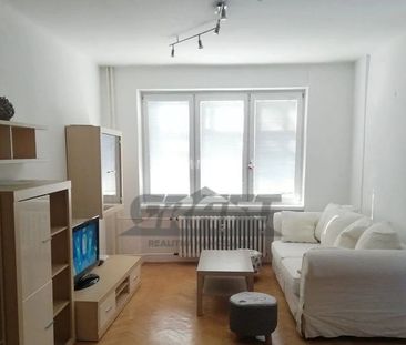 Prenájom: Slnečný 2-izbový byt, Kyjevská ulica, Bratislava – Nové M... - Photo 2