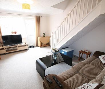 2 bedroom terraced house to rent - Photo 1