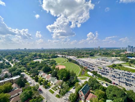 For Lease - 25 Greenview Avenue Unit# 2018, Toronto, Ontario - Photo 3