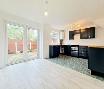 3 bedroom terraced house to rent - Photo 5