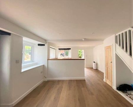 High Street, Crediton, EX17 - Photo 5