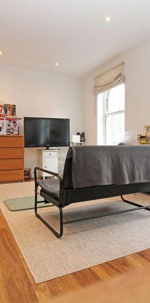 1 bedroom flat to rent - Photo 1