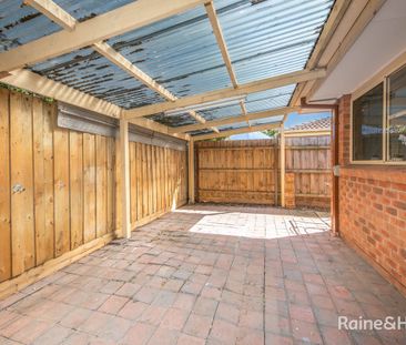 Immaculately Presented - Photo 2