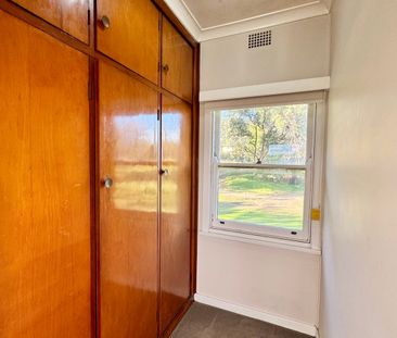 Location, location, location - Photo 3