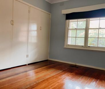 3 Bed, 1 Bath - Photo 6