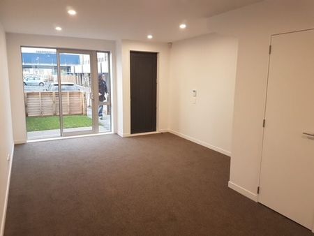 Modern 3 Bedroom Townhouse - Kilbirnie Central - Photo 5