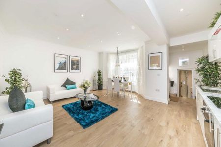 3 bedroom flat to rent - Photo 5