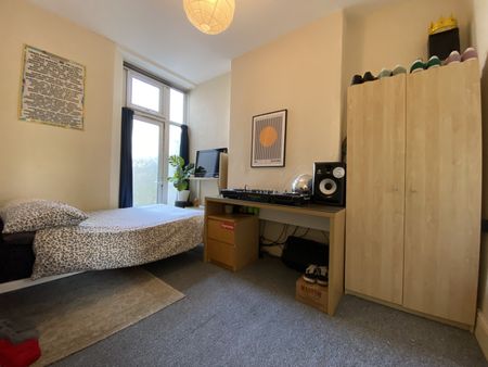 Lisvane Street, Cathays - Photo 3