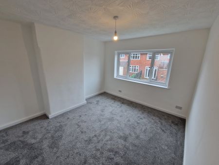 Kingston Road, Radcliffe - Photo 5