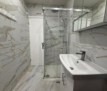 Lower Court Road, Epsom, Surrey, KT19 8SW - Photo 2