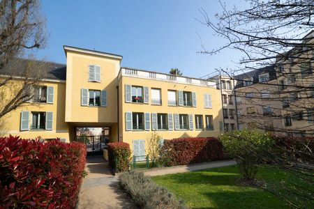 location Appartement T5 DE 108m² À VERSAILLES - Photo 4