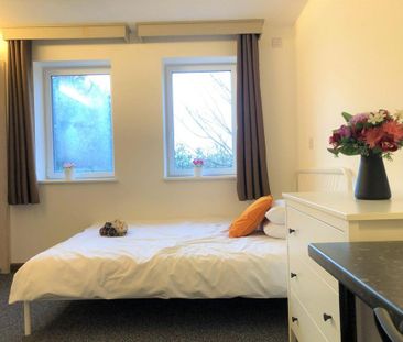 Studio to rent - Photo 6