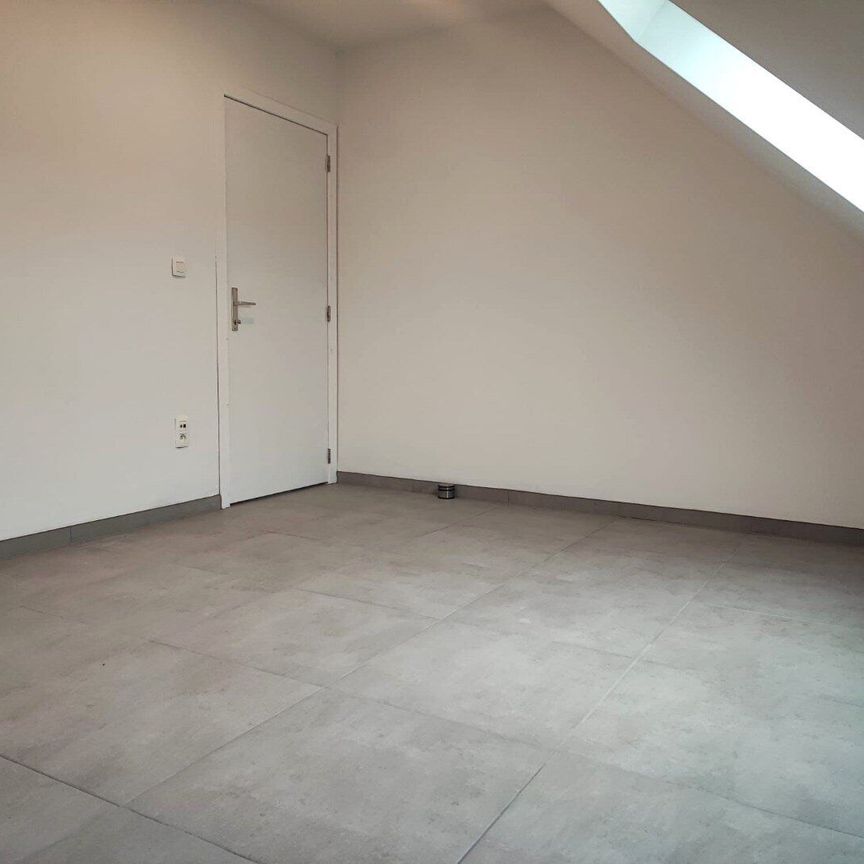 Leuk en modern 2 slaapkamer appartement gelegen te Olmen centrum ! - Foto 1