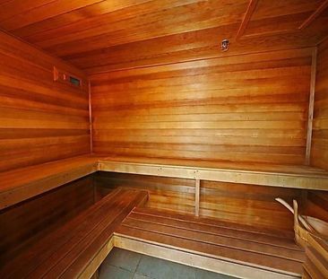 CBD close to everything! - Photo 1