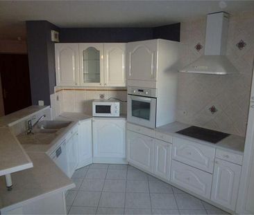 Location Appartement 3 pièces 65m² ST ESTEVE 66240 - Photo 1
