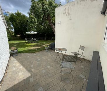 Southgate, Sleaford, NG34 - Photo 1