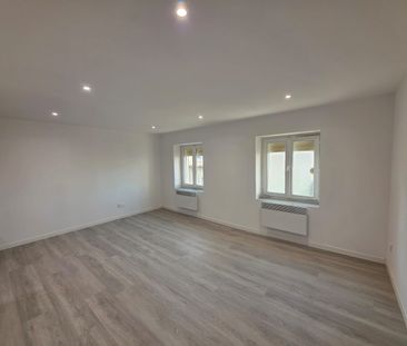 Location Appartement 3 pièces 50m² DANNEMARIE 68210 - Photo 3
