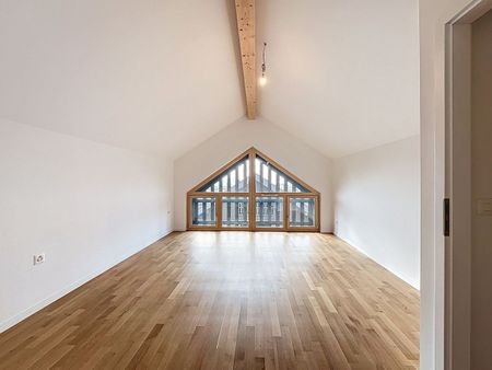 Duplex de 5,5 pces au dernier étage - Photo 2