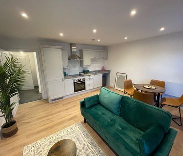 2 Bed Flat, Liverpool, L17 - Photo 6