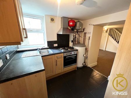 1 bedroom flat to rent - Photo 4