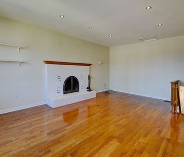 For Lease - 654 Brougham Place Unit# Main & Upper, Mississauga, Ont... - Photo 2