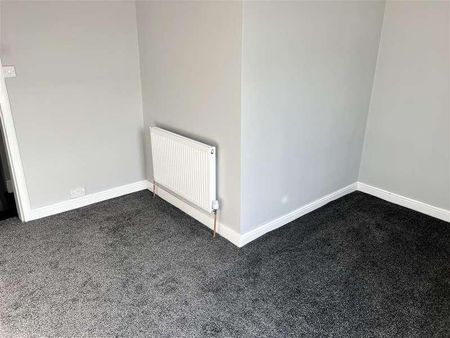 Cowper Street, Ashton-under-lyne, OL6 - Photo 2