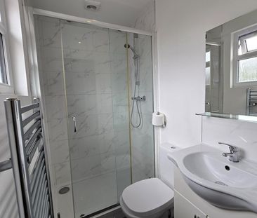 Studio Flat, Penshurst Road, CR7 - Photo 6