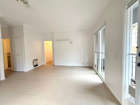 1/100 Dodds Street - Photo 2
