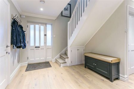 An extended four bedroom detached home finished to an exceptionally high standard and offered furnished - Photo 2