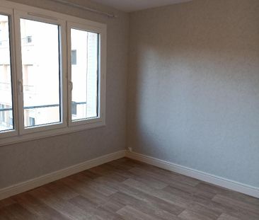 Location Appartement 2 pièces 42m² VICHY 03200 - Photo 2