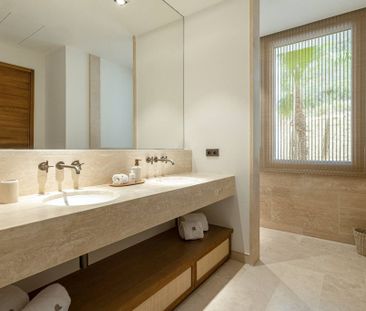 4 bedroom luxury penthouse for rent in Casares, Andalusia - Photo 3
