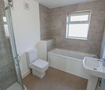 2 bedroom semi-detached house to rent - Photo 6