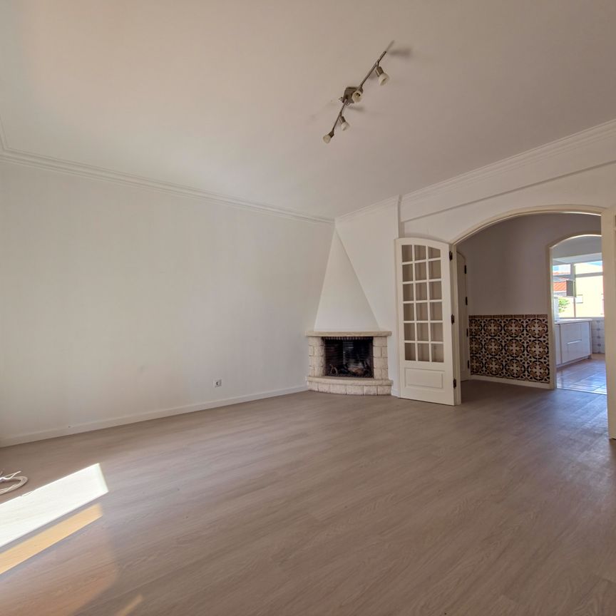 Simpático Apartamento T2 na Quinta da Bicuda - Foto 1