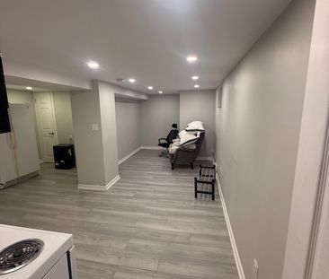 For Lease - 850 Carlaw Avenue Unit# Basement, Toronto, Ontario - Photo 4
