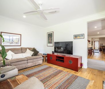 Stunning 3-Bed, 3-Bath Furnished Home for Rent – Peaceful, Sought-A... - Photo 1