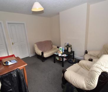 4 bedroom house to rent - Photo 1