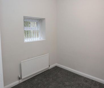 15 Crosby Street, Bangor, BT20 5EE - Photo 3