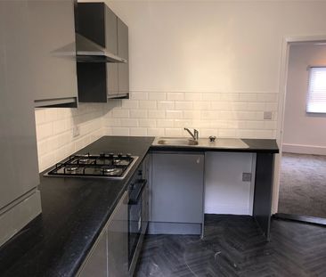 2 bedroom apartment to rent Clarendon Road, Southsea, PO4 - Photo 6