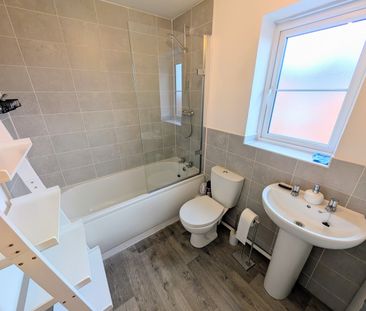 A 2 Bedroom Apartment - Photo 1