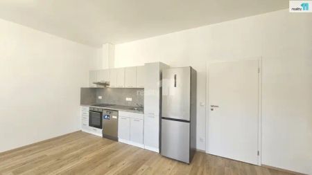 Pronájem, byt 1+kk, 36,6 m - Фото 2