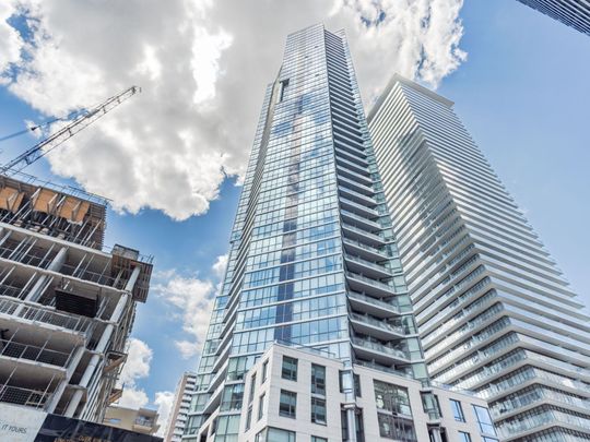 For Lease - 45 Charles Street Unit# 709, Toronto, Ontario - Photo 1