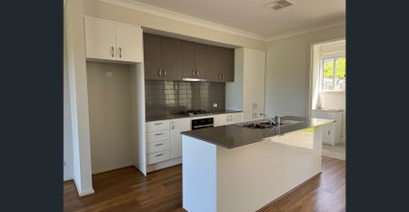 Three Bedroom Townhouse with Polo Field Views - Photo 5