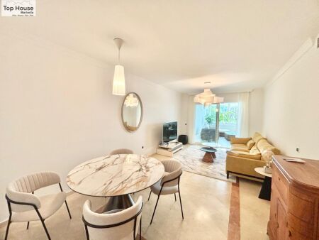 Ground floor apartment - Marbella (Elviria) - Photo 5