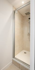 LIBERATION NA Roommate 4 Bedrooms at Le Bouscat - Photo 4